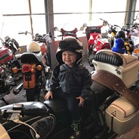 Barn på motorcykel på Hedebo.jpg